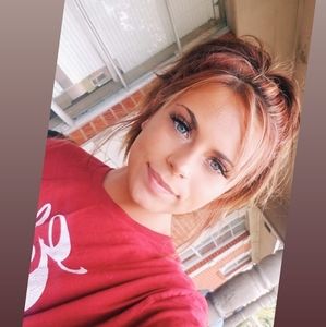 Meet your Posher, Ashlee